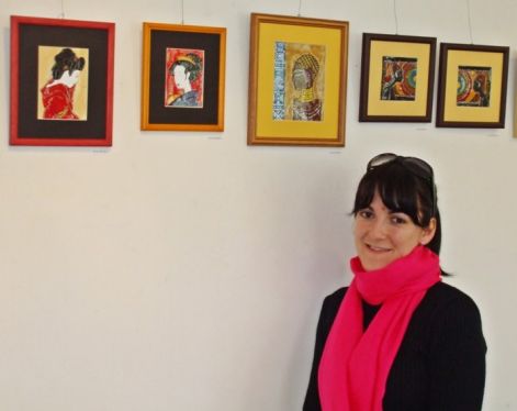 Kovács Mónika (kiállításon néhány képemmel)